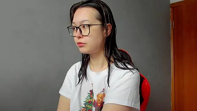 Snapshot of kittenrisha chatting on January 19, 2025, 7:57 am kittenrisha online show from January 19, 2025, 7:57 am