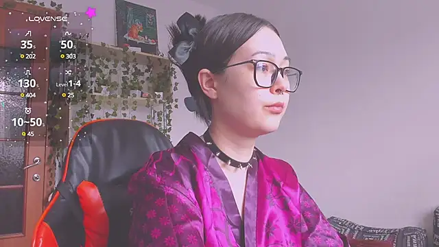 Snapshot of kittenrisha chatting on March 15, 2025, 6:25 am kittenrisha online show from March 15, 2025, 6:25 am