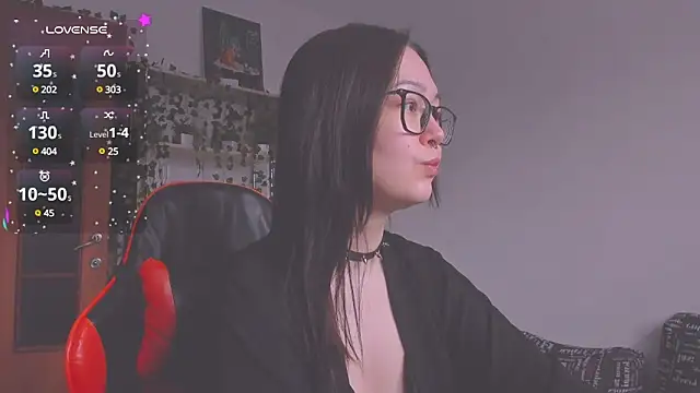 Snapshot of kittenrisha chatting on March 18, 2025, 7:19 am kittenrisha online show from March 18, 2025, 7:19 am