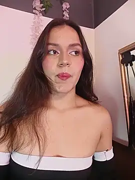 Danni shy online show from May 27, 2026, 10:18 pm