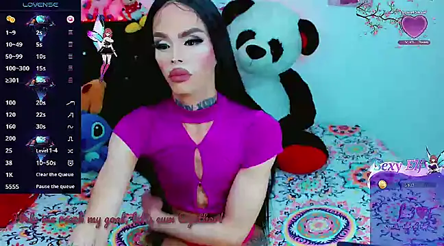 Snapshot of Alextwink chatting on February 6, 2025, 12:11 am Alextwink online show from February 6, 2025, 12:11 am