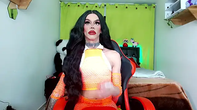 Alextwink online show from July 17, 2026, 7:52 pm