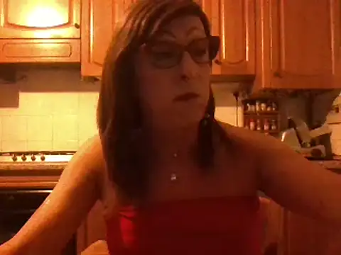 Tiabet online show from October 2, 2025, 8:27 pm