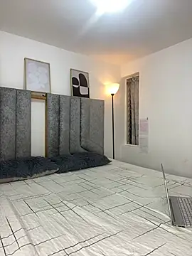 Snapshot of womantall99 chatting on December 31, 2024, 2:25 pm womantall99 online show from December 31, 2024, 2:25 pm