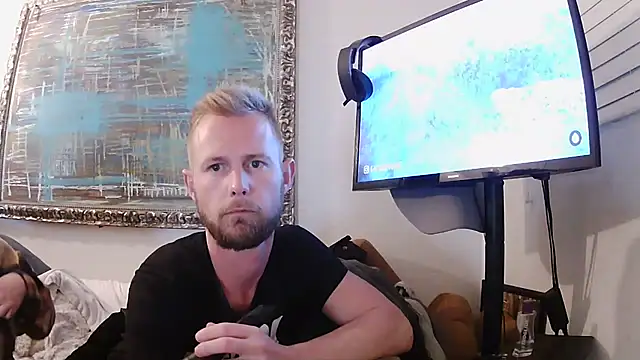 Snapshot of bjay1210 chatting on January 17, 2025, 6:15 am bjay1210 online show from January 17, 2025, 6:15 am