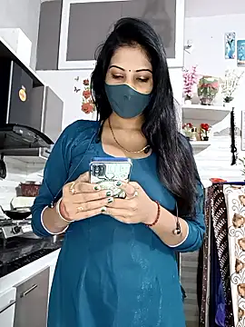 Best-Couple online show from December 1, 2025, 3:11 am