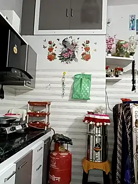 Best-Couple online show from January 19, 2026, 5:11 am