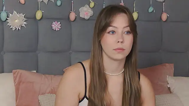 Snapshot of TheEmma chatting on May 28, 2026, 4:04 pm TheEmma online show from May 28, 2026, 4:04 pm