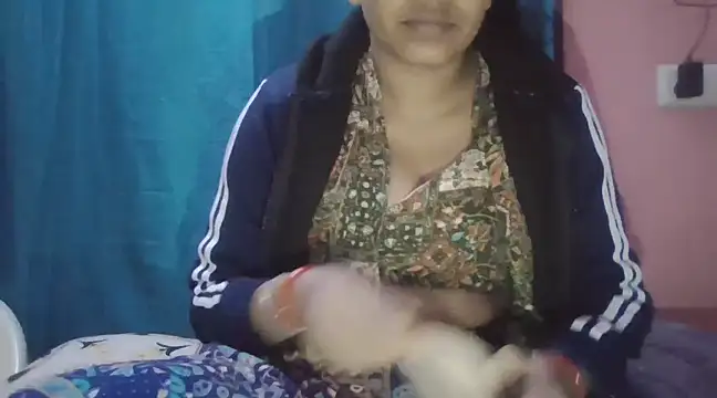 Hot-shanvi online show from February 27, 2025, 4:32 pm