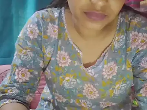 Hot-shanvi online show from March 20, 2025, 11:38 am