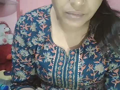 Hot-shanvi online show from November 10, 2025, 1:59 am