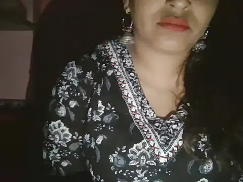 Hot-shanvi online show from April 23, 2026, 6:21 pm