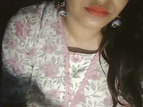 Hot-shanvi online show from April 25, 2026, 12:02 am