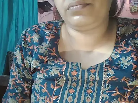 Hot-shanvi online show from April 28, 2026, 2:27 am