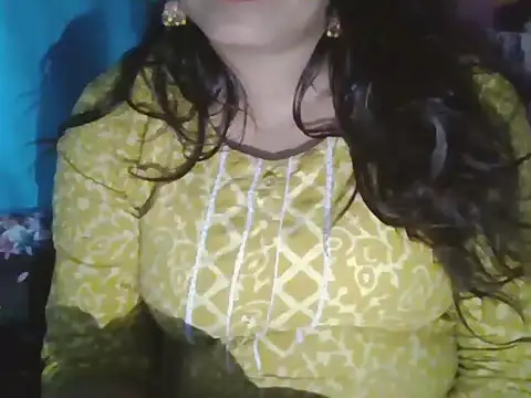 Snapshot of Hot-shanvi chatting on June 1, 2026, 11:34 am Hot-shanvi online show from June 1, 2026, 11:34 am