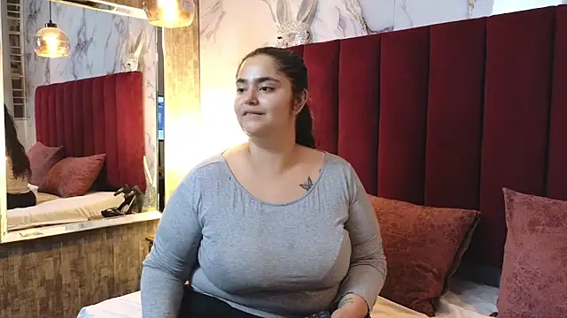 KRYSSTARITTER4 online show from September 20, 2025, 2:56 am