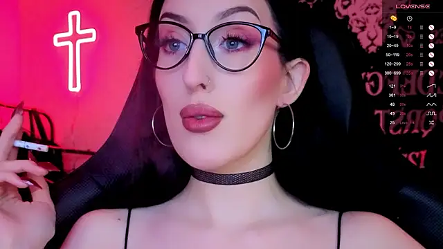 Miss Alice   online show from March 12, 2026, 8:59 pm