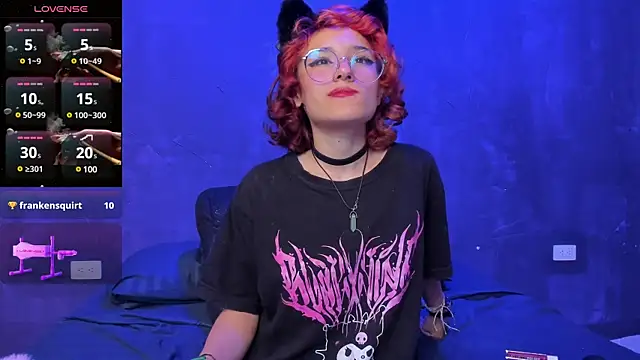 Snapshot of lee_Powder chatting on February 25, 2025, 5:36 pm lee Powder online show from February 25, 2025, 5:36 pm