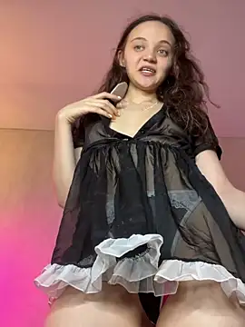 TheYourL online show from February 4, 2025, 9:41 pm