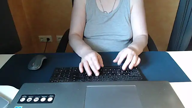 Sweet Phoenix online show from July 18, 2026, 7:34 am