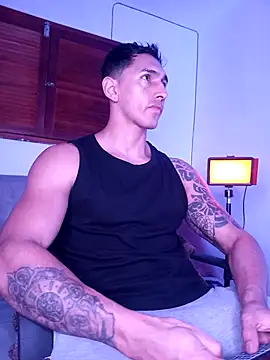 Joylopez fit online show from November 18, 2025, 12:42 pm