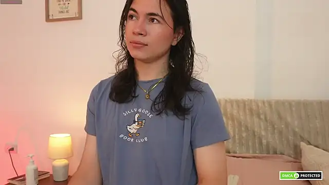 Snapshot of cute_erelis_ chatting on June 20, 2026, 11:29 pm cute erelis online show from June 20, 2026, 11:29 pm