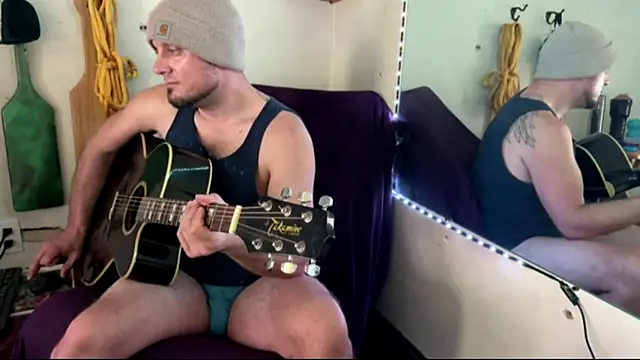 Snapshot of RickeyRidez chatting on March 22, 2026, 3:48 pm RickeyRidez online show from March 22, 2026, 3:48 pm