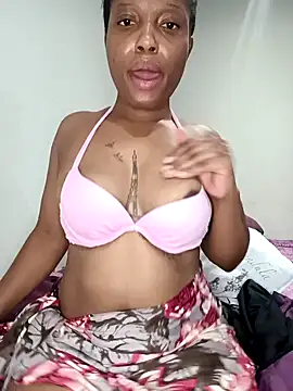 Thando04 online show from February 1, 2025, 7:44 pm