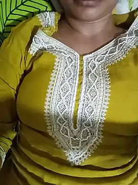 Snapshot of Piya_Ji chatting on July 25, 2026, 2:42 am Piya Ji online show from July 25, 2026, 2:42 am