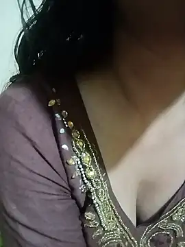 Snapshot of Piya_Ji chatting on August 3, 2026, 10:02 pm Piya Ji online show from August 3, 2026, 10:02 pm