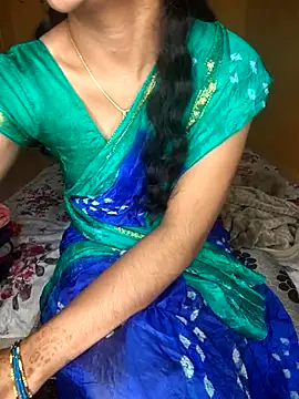 lovelygirl4567 online show from October 21, 2025, 6:19 pm