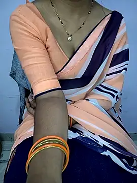 lovelygirl4567 online show from June 12, 2026, 5:56 pm