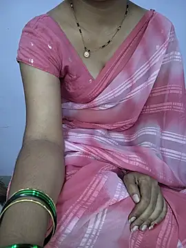 lovelygirl4567 online show from July 2, 2026, 3:29 pm