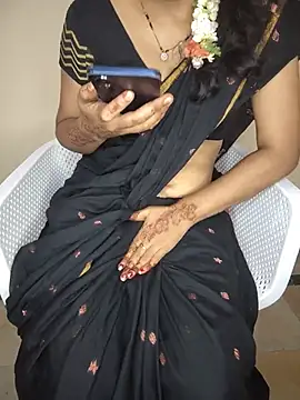 lovelygirl4567 online show from July 30, 2026, 4:28 pm