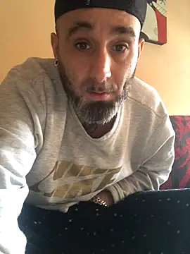 josueswvillaA1 online show from November 14, 2025, 8:57 am