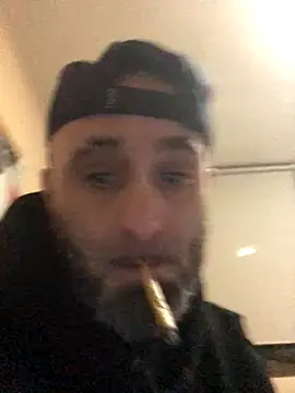 josueswvillaA1 online show from November 18, 2025, 10:47 pm