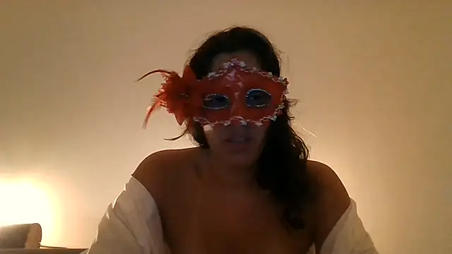Snapshot of couple-tuga chatting on July 15, 2026, 9:53 pm couple-tuga online show from July 15, 2026, 9:53 pm