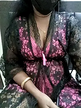 Snapshot of Tamil_Vishalini chatting on February 7, 2025, 4:14 pm Tamil Vishalini online show from February 7, 2025, 4:14 pm