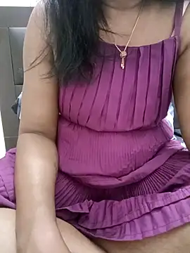 Tamil Vishalini online show from May 2, 2026, 6:51 am