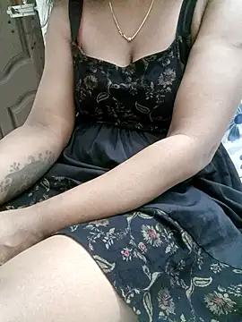 Snapshot of Tamil_Vishalini chatting on June 20, 2026, 4:43 pm Tamil Vishalini online show from June 20, 2026, 4:43 pm