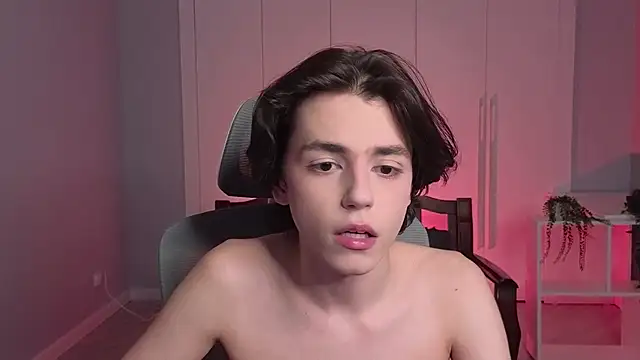 b0y fantasy online show from January 23, 2025, 9:07 pm