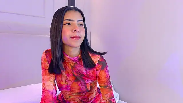 Snapshot of NaomiKlarc chatting on January 8, 2026, 11:45 am NaomiKlarc online show from January 8, 2026, 11:45 am