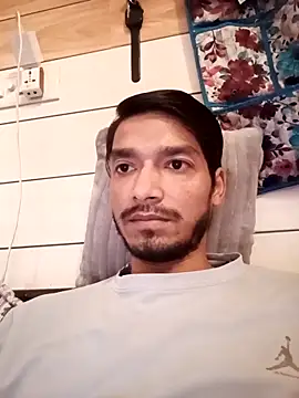 Snapshot of Tarun_0026 chatting on December 20, 2025, 5:58 am Tarun 0026 online show from December 20, 2025, 5:58 am