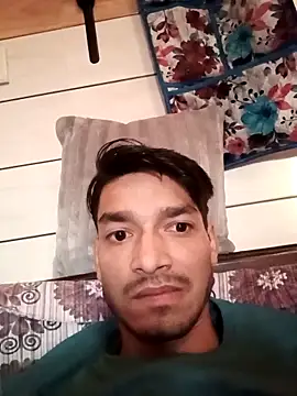 Snapshot of Tarun_0026 chatting on December 22, 2025, 11:07 am Tarun 0026 online show from December 22, 2025, 11:07 am