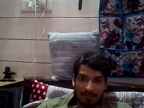 Snapshot of Tarun_0026 chatting on February 2, 2026, 3:11 pm Tarun 0026 online show from February 2, 2026, 3:11 pm