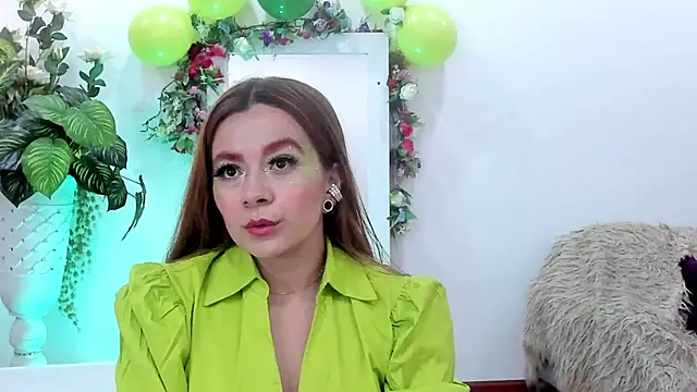 Snapshot of LiaCathaleya chatting on March 17, 2025, 8:09 pm LiaCathaleya online show from March 17, 2025, 8:09 pm