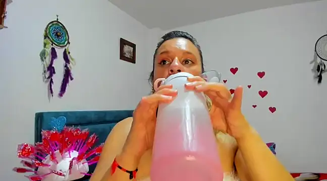 sofi saliva2511 online show from February 14, 2025, 5:36 pm