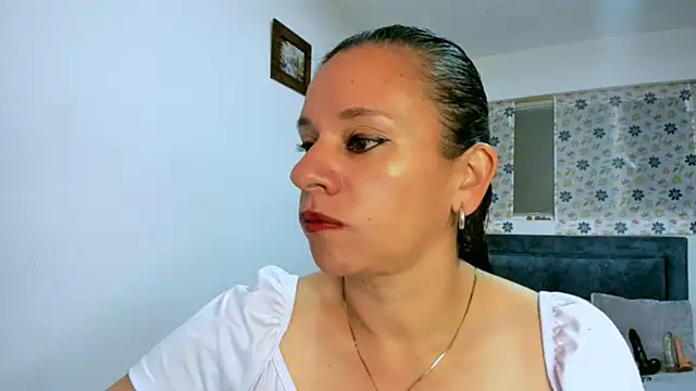 sofi saliva2511 online show from September 14, 2025, 5:23 pm