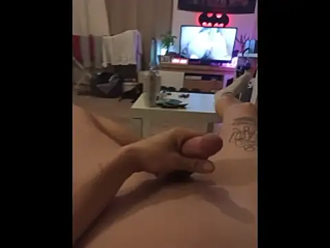 Snapshot of Hessebub chatting on January 17, 2026, 1:21 am Hessebub online show from January 17, 2026, 1:21 am