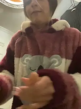 Amys online show from January 11, 2025, 6:45 am